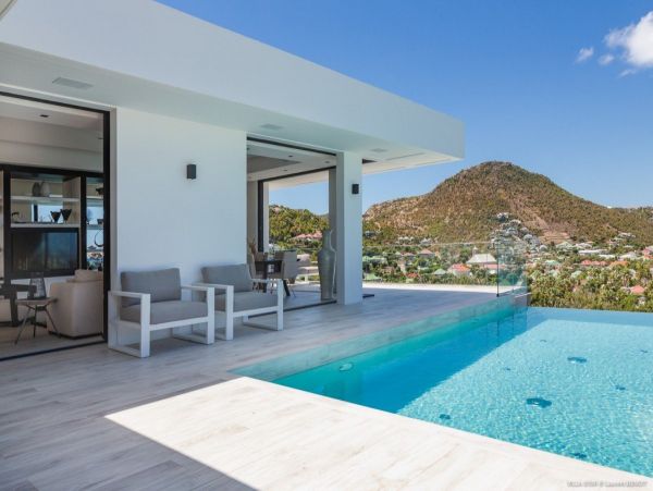 St. Barts Home 974791