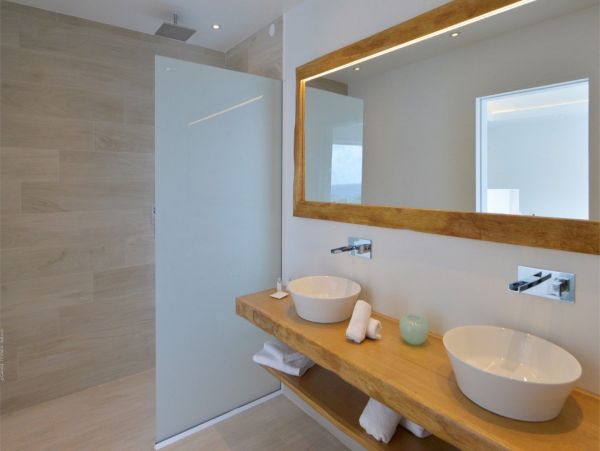 St. Barts Home 974792