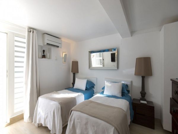 St. Barts Home 974800
