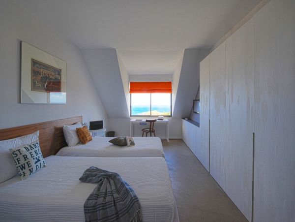 St. Barts Home 974801