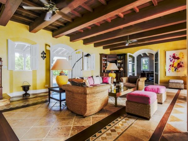 St. Barts Home 974807