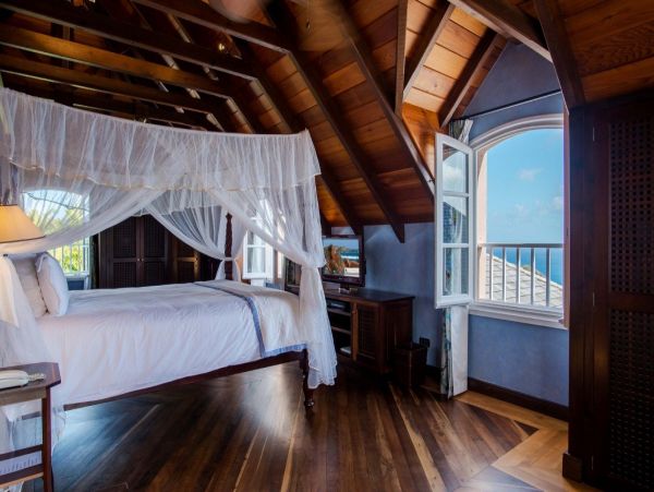 St. Barts Home 974807