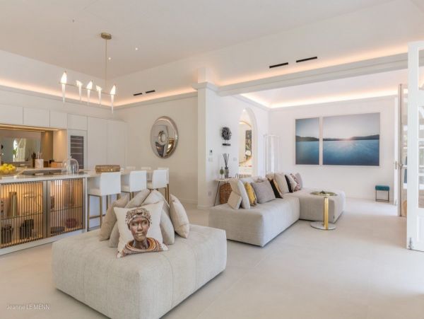 St. Barts Home 974809