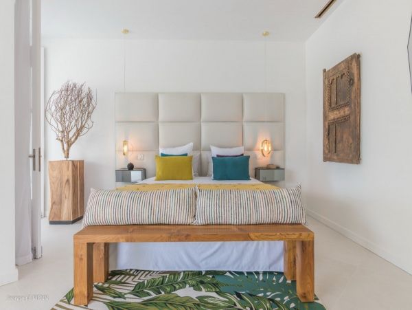 St. Barts Home 974809