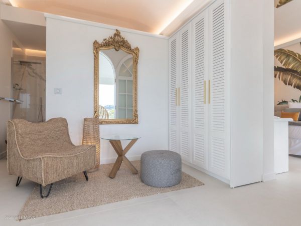 St. Barts Home 974809