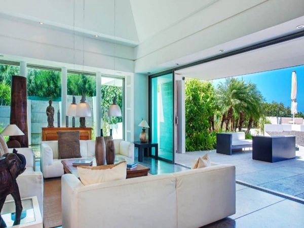 St. Barts Home 974811
