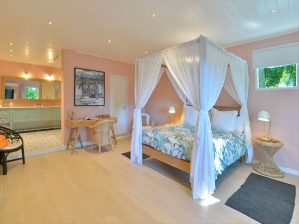 St. Barts Home 974813