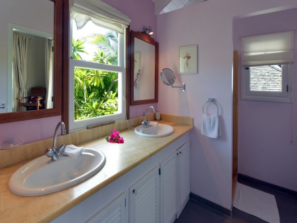 St. Barts Home 974821