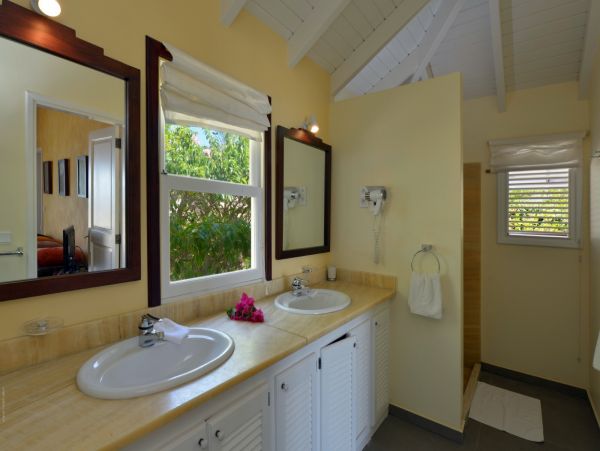 St. Barts Home 974821