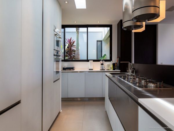 St. Barts Home 974824