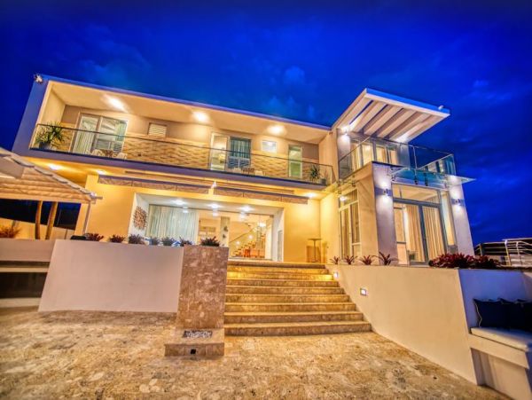 On Beach Puerto Rico luxury Villa Private Movie Screening  Private Beach