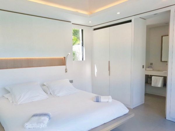 St. Barts Home 974827