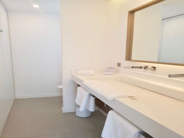 St. Barts Home 974827