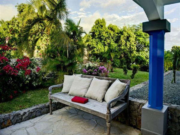 St. Barts Home 974831