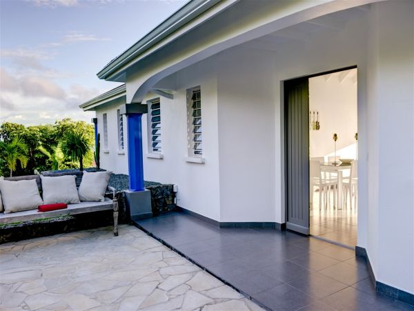 St. Barts Home 974831