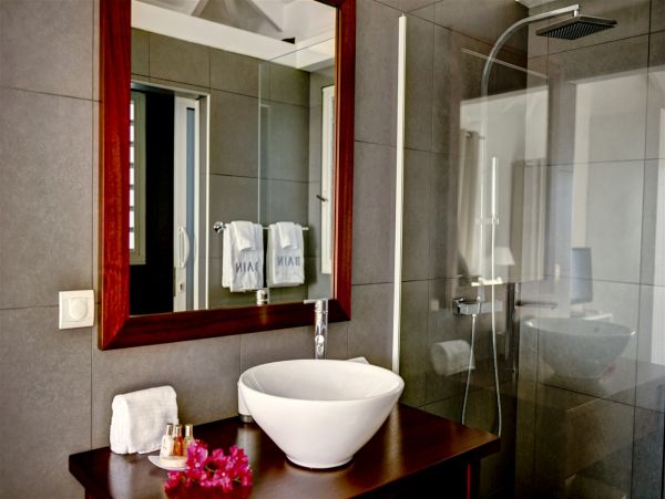 St. Barts Home 974831