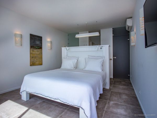 St. Barts Home 974837