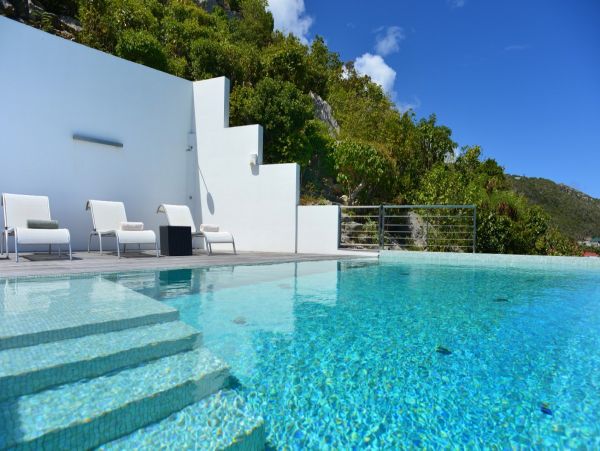 St. Barts Home 974842