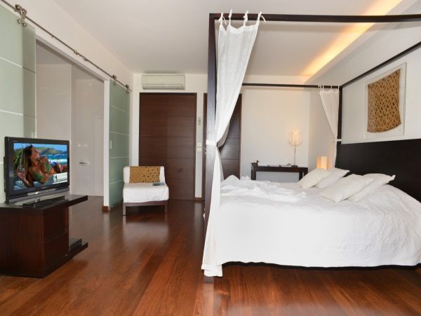 St. Barts Home 974842