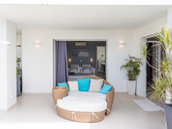 St. Barts Home 974852