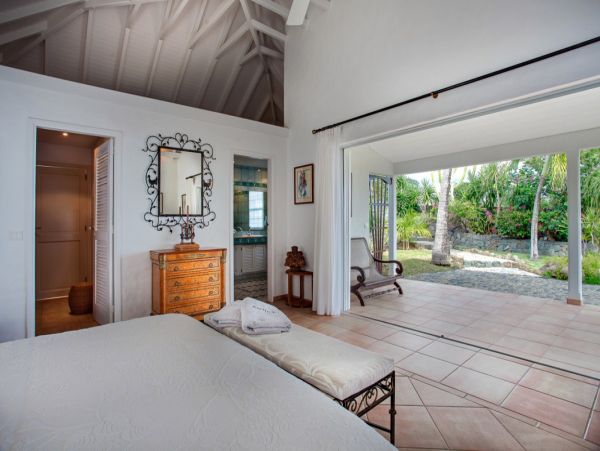 St. Barts Home 974875