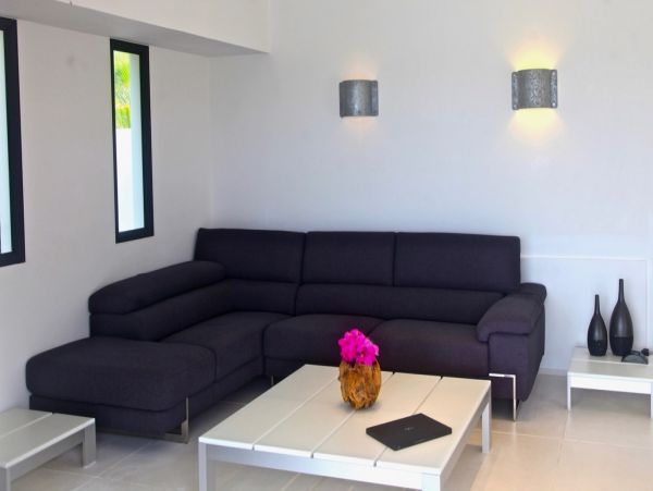 St. Barts Home 974880