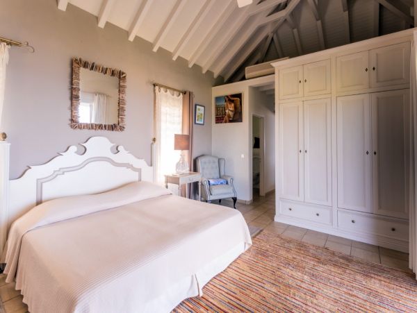 St. Barts Home 974884