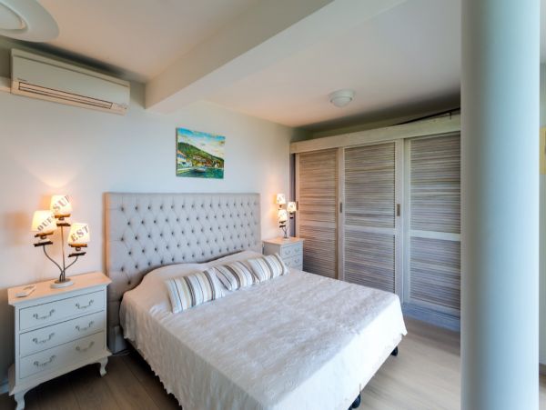 St. Barts Home 974884