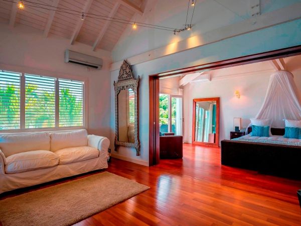 St. Barts Home 974889