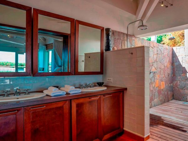 St. Barts Home 974889