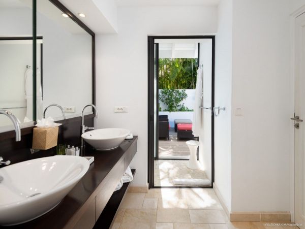 St. Barts Home 974895