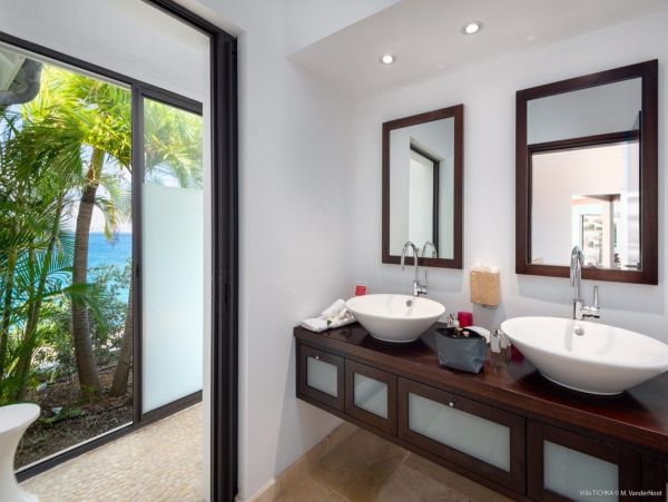 St. Barts Home 974895