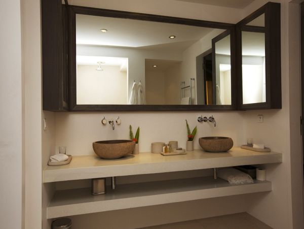 St. Barts Home 974901