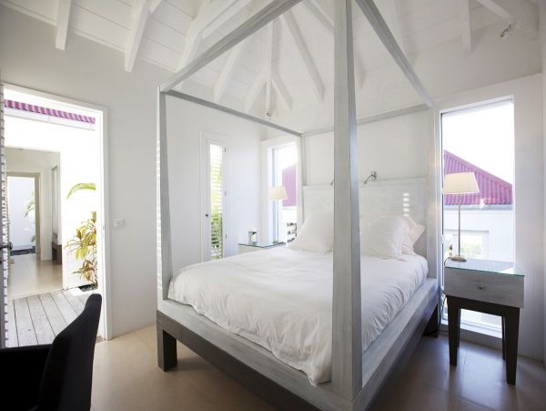 St. Barts Home 974901
