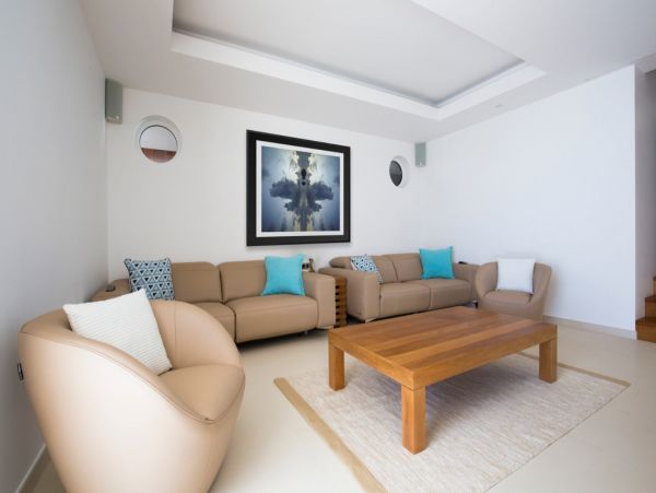 St. Barts Home 974905