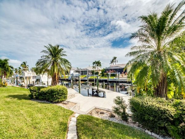 Cape Coral Pool Home Great location & Amenities