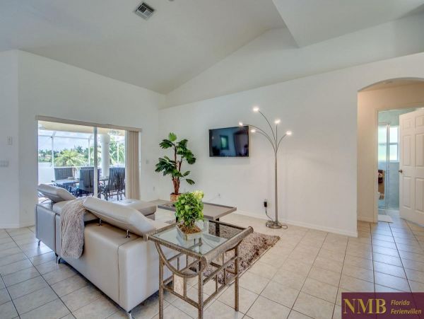Cape Coral Home 974932