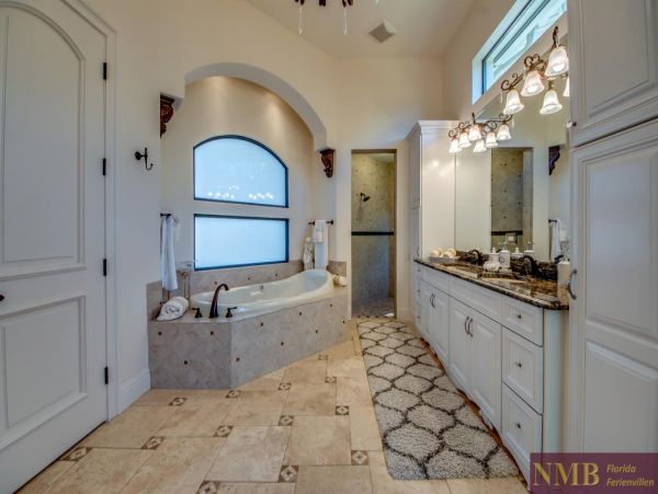Cape Coral Home 974935