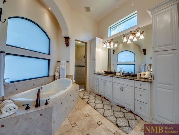 Cape Coral Home 974935