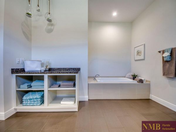 Cape Coral Home 974937