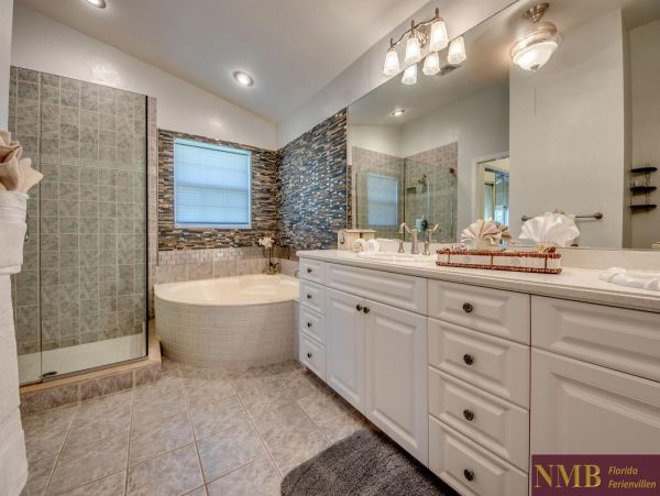 Cape Coral Home 974943