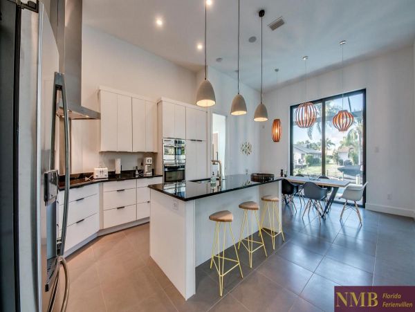 Cape Coral Home 974950