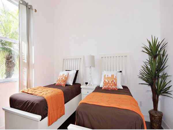 Cape Coral Three Bedroom Luxury Vacation Villa