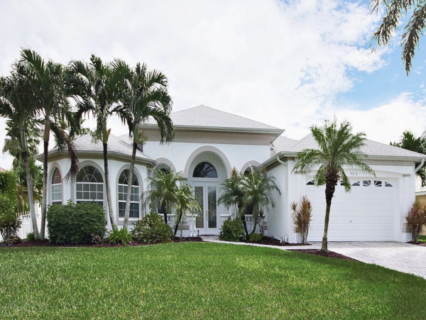Cape Coral Three Bedroom Luxury Vacation Villa