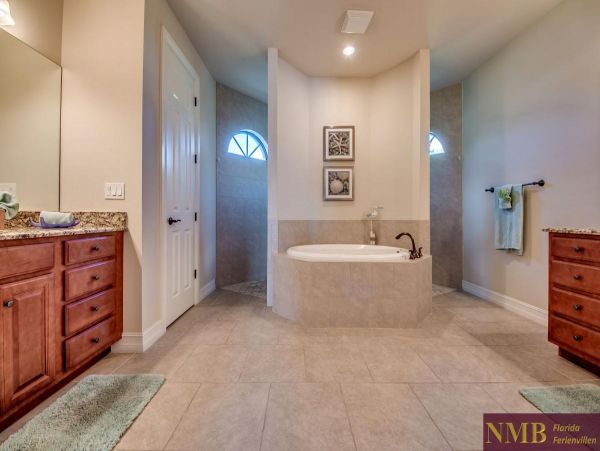 Cape Coral Home 974975