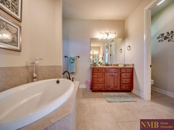Cape Coral Home 974975