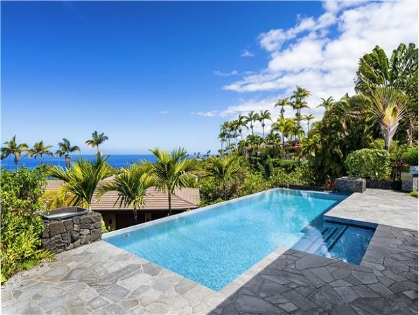 Unforgettable Vacation Rental with 3 Bedrooms & Great Views