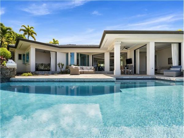 Unforgettable Vacation Rental with 3 Bedrooms & Great Views