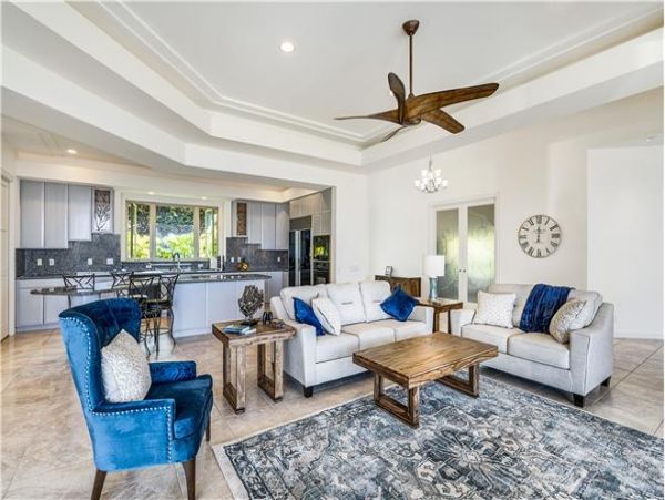 Unforgettable Vacation Rental with 3 Bedrooms & Great Views