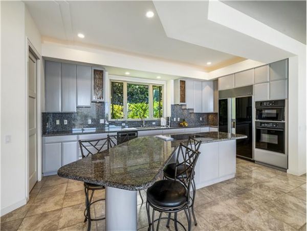 Unforgettable Vacation Rental with 3 Bedrooms & Great Views